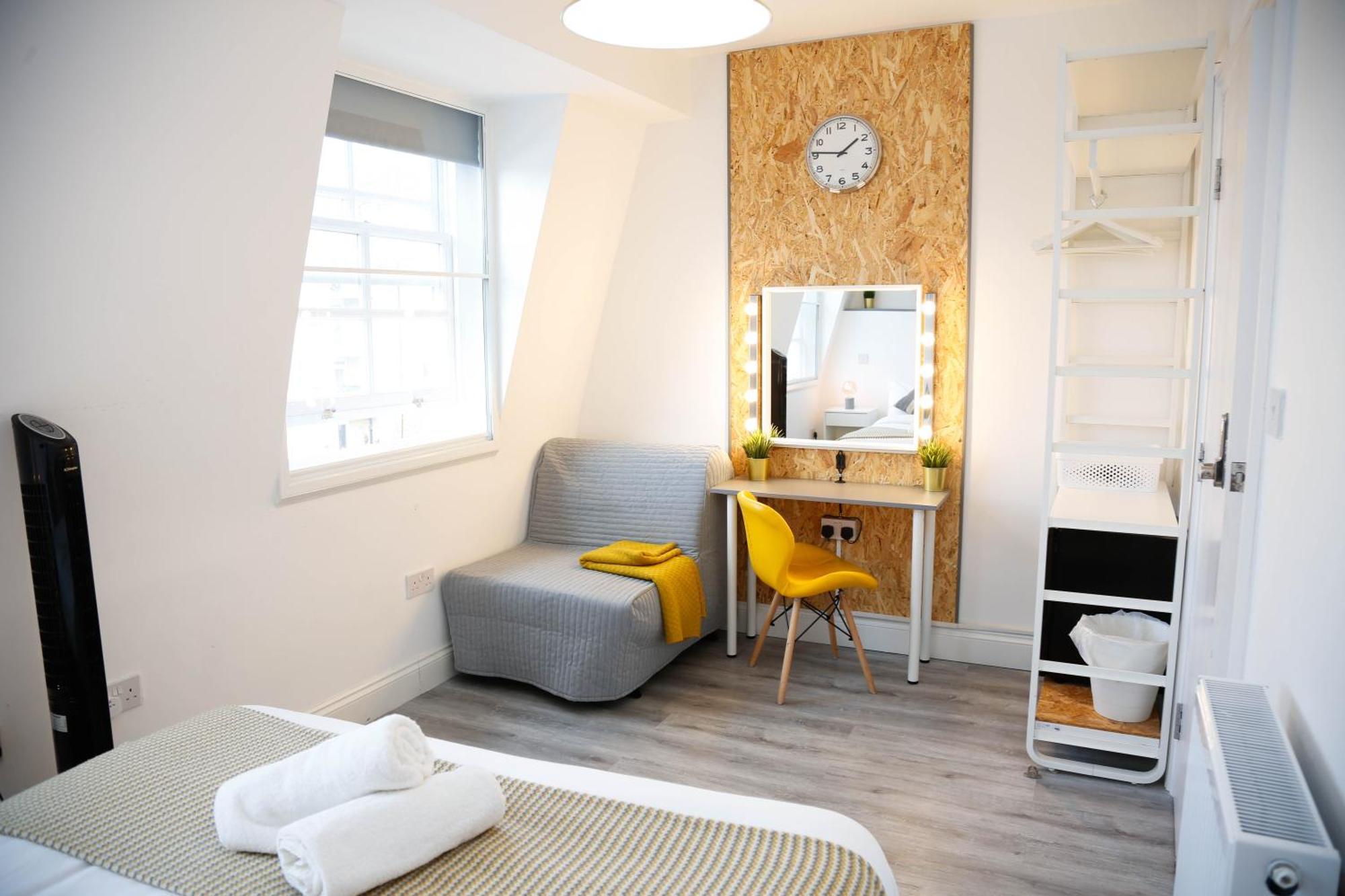 Luxury Rooms In Camden Town Near Shops, Cafes, Bars & Metro With Shared Bathrooms London Exterior photo
